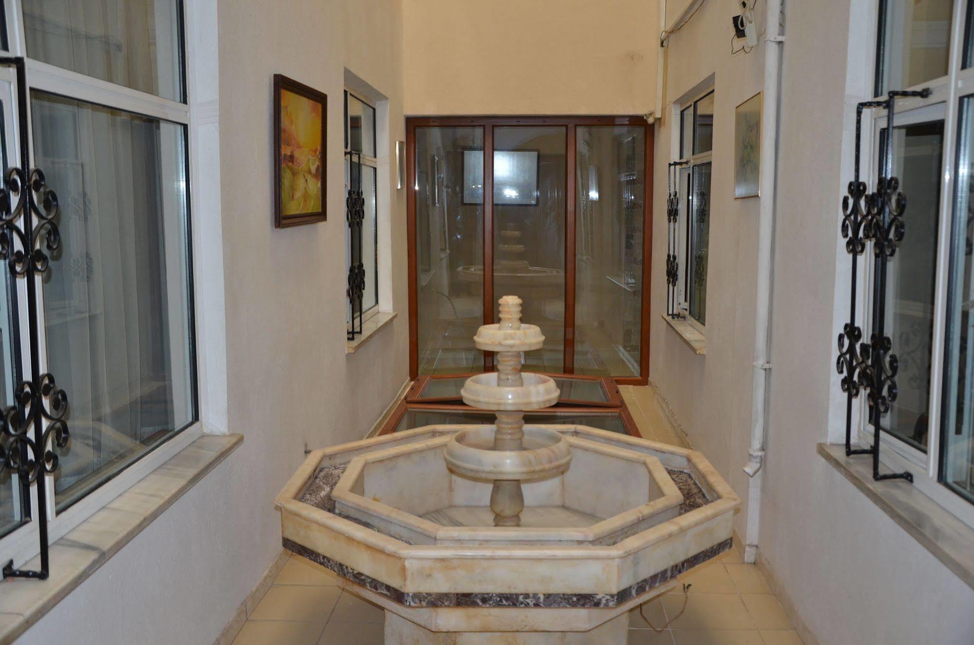 Готель Elite Center 3*